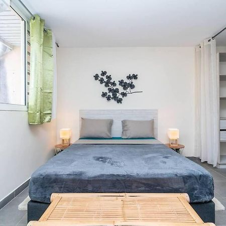 Heitea Lodge - 6 Min Airport, Wifi, Ac & Parking 帕皮提 外观 照片